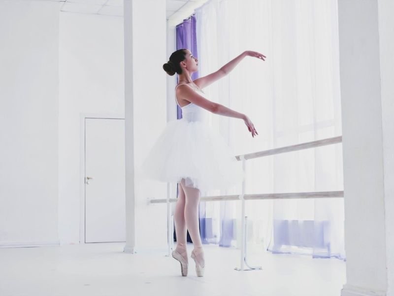 View ballet dance competitions https://competes.tv/wp-content/uploads/2023/09/ballet-dance-competitions-dance-industry-ballet-dance-championships-Competes-platform-success-stories-testimonials-Website-Content-4bd3ca0b.jpg